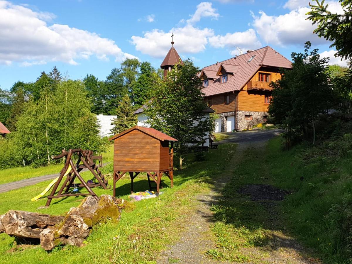 König-in Otel Hojsova Stráž Dış mekan fotoğraf